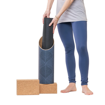 Vuslen Leaf Out – Eco-Chic Yoga Mat Storage Tube for Home & Studio