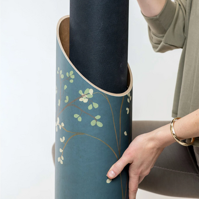 Vuslen Manzanita – Designer Yoga Mat Storage Tube for Stylish Home & Studio Organization