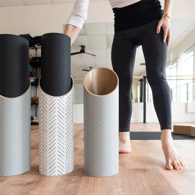 Vuslen Hatch – Stylish Yoga Mat Storage Tube for Home Gym & Studio Decor